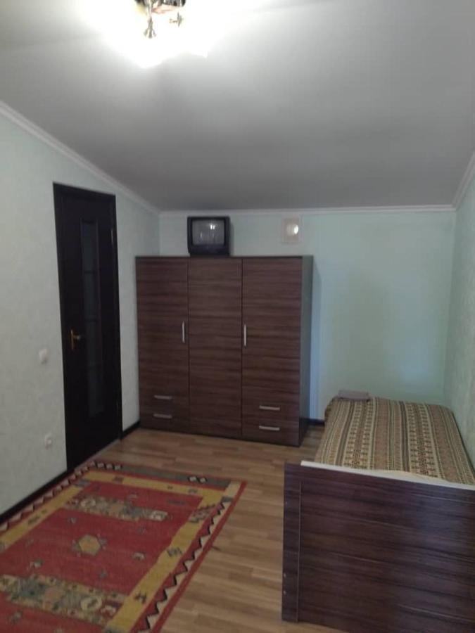 Hotel Gostinyi Dvor 博斯特里 外观 照片